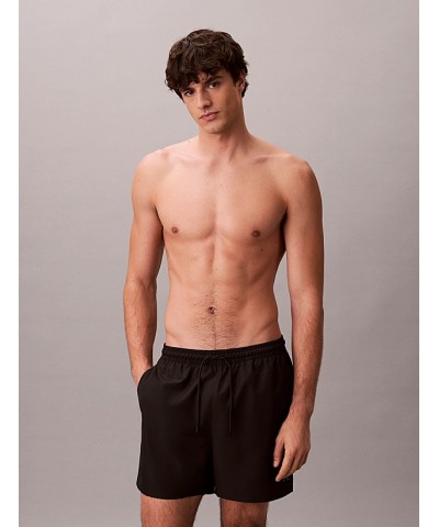 Pantaloncini da bagno con cordoncino medio - CK Monogram - Calvin Klein